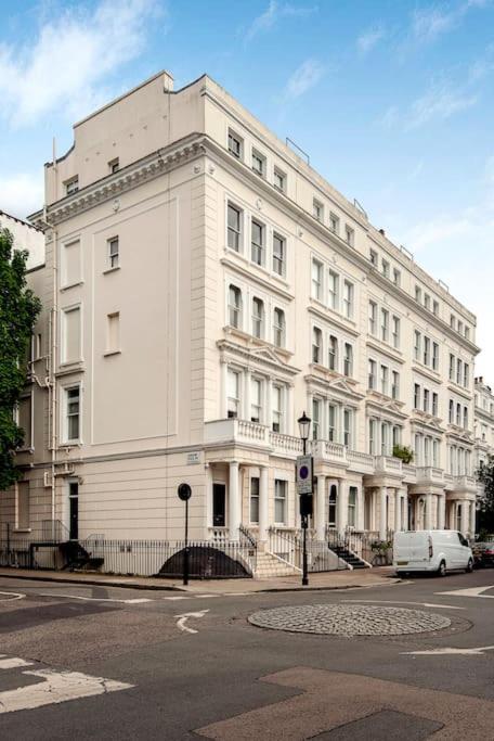 Chepstow Place- Notting Hill *